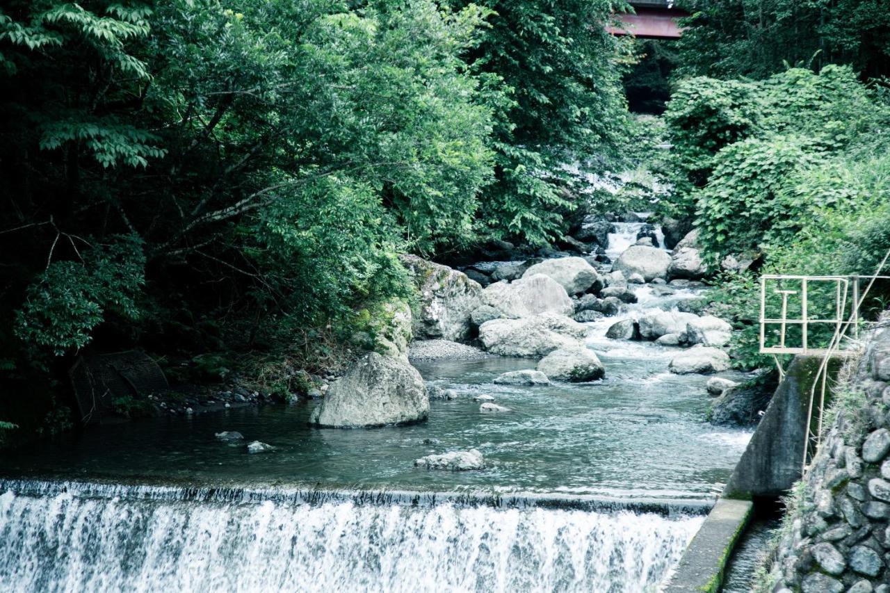 山の中の一棟貸切宿 五番地 Nambu (Yamanashi) Luaran gambar