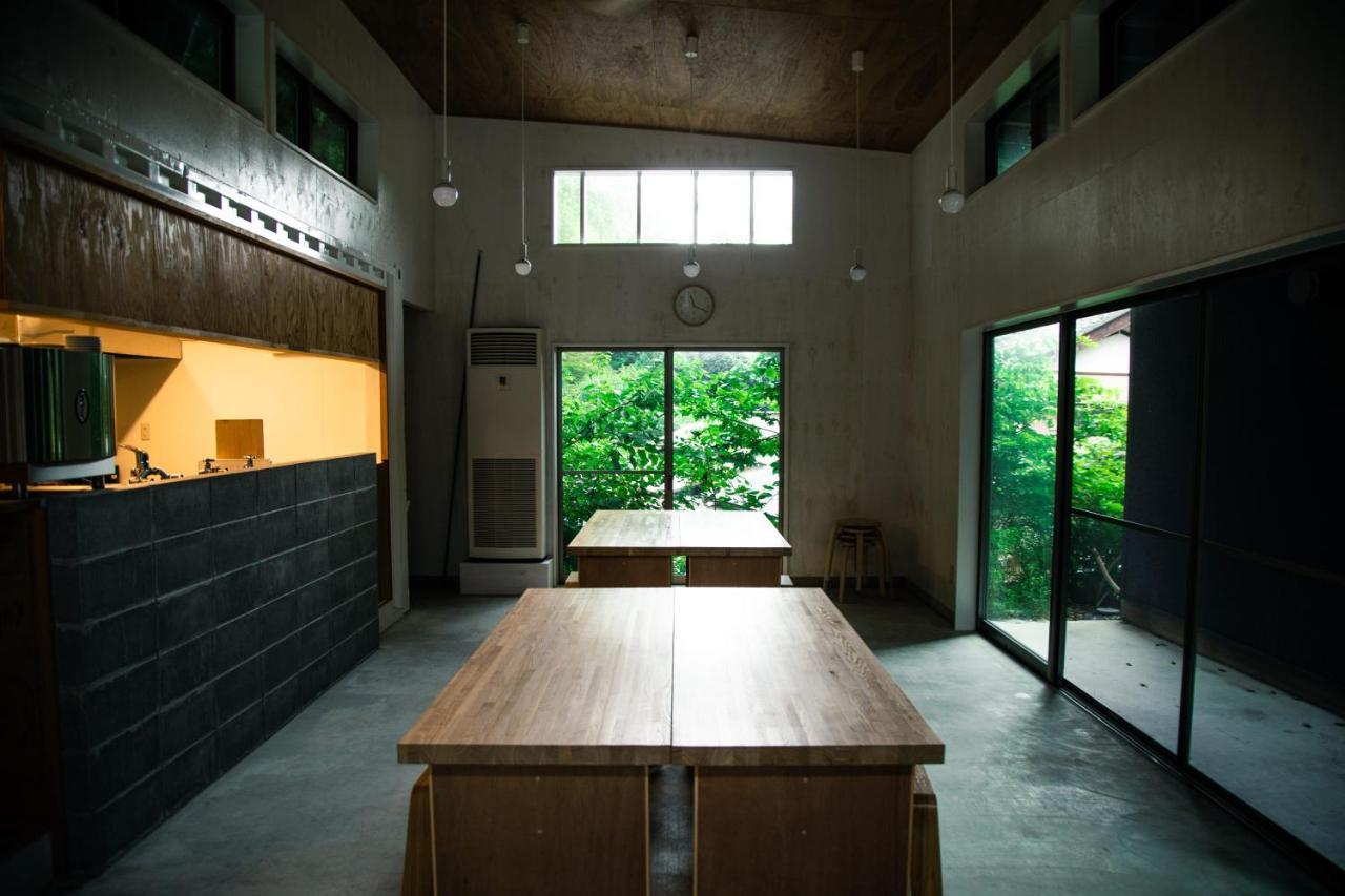 山の中の一棟貸切宿 五番地 Nambu (Yamanashi) Luaran gambar